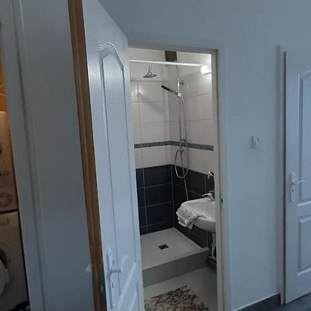 Panel Hause Kazincbarcika Apartment Екстериор снимка