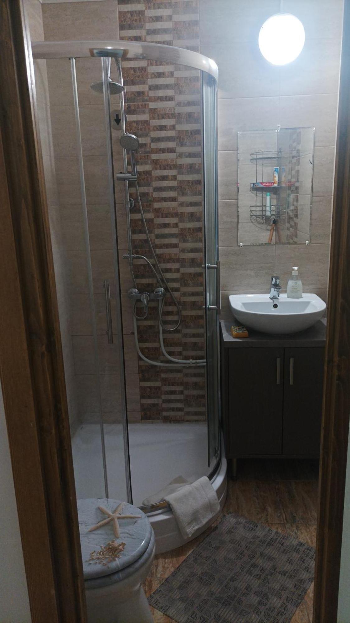 Panel Hause Kazincbarcika Apartment Екстериор снимка