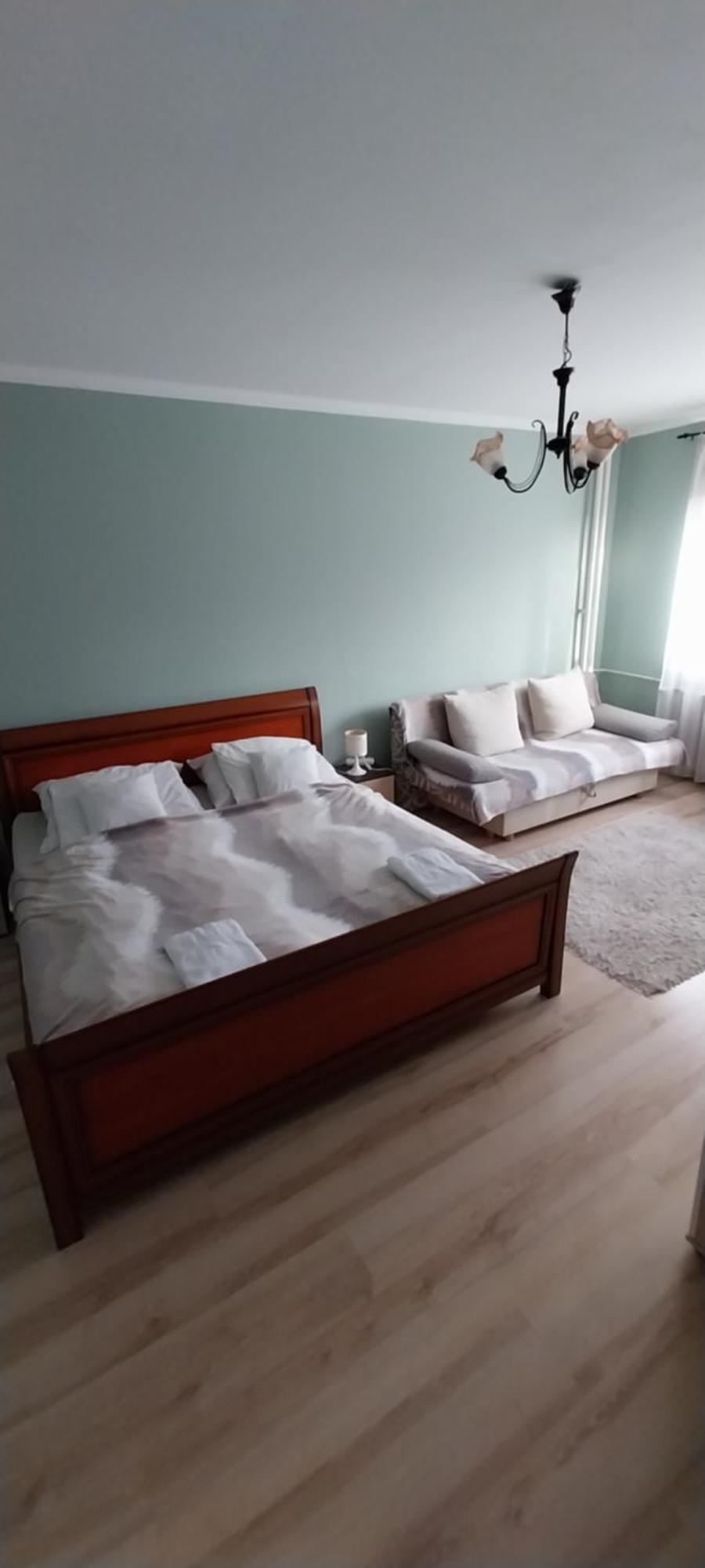 Panel Hause Kazincbarcika Apartment Екстериор снимка